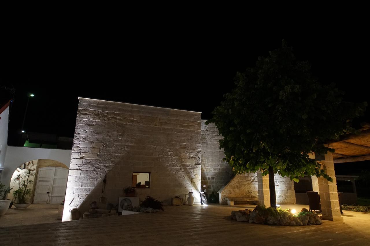 Il Giardino Del Tiglio Bed & Breakfast Uggiano La Chiesa Exterior foto